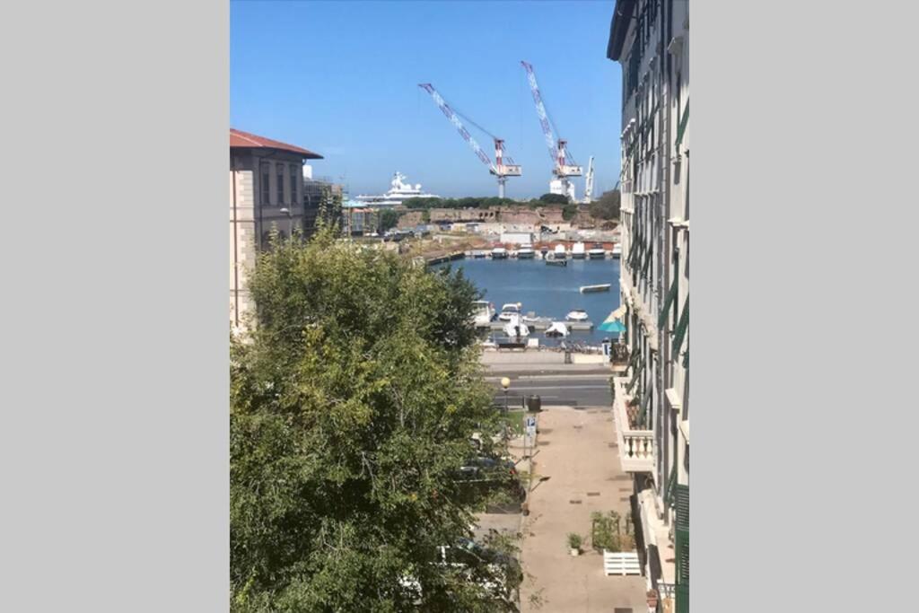 Sweet Apartment Fronte Mare - Λιβόρνο Εξωτερικό φωτογραφία